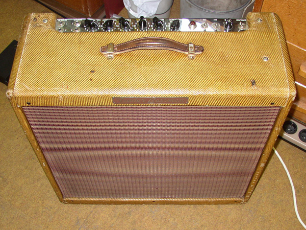 FENDER Tweed Bassman 5F6A (1958)